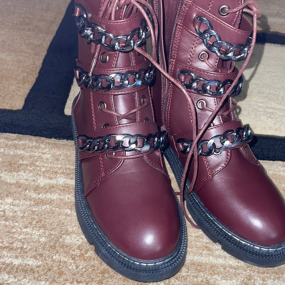 Ladies boots